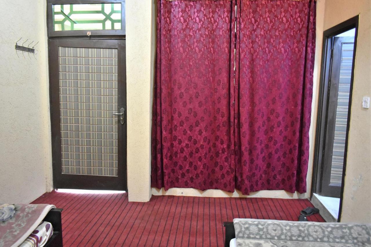 Zara Residence 1 Saidu Sharif Exterior photo